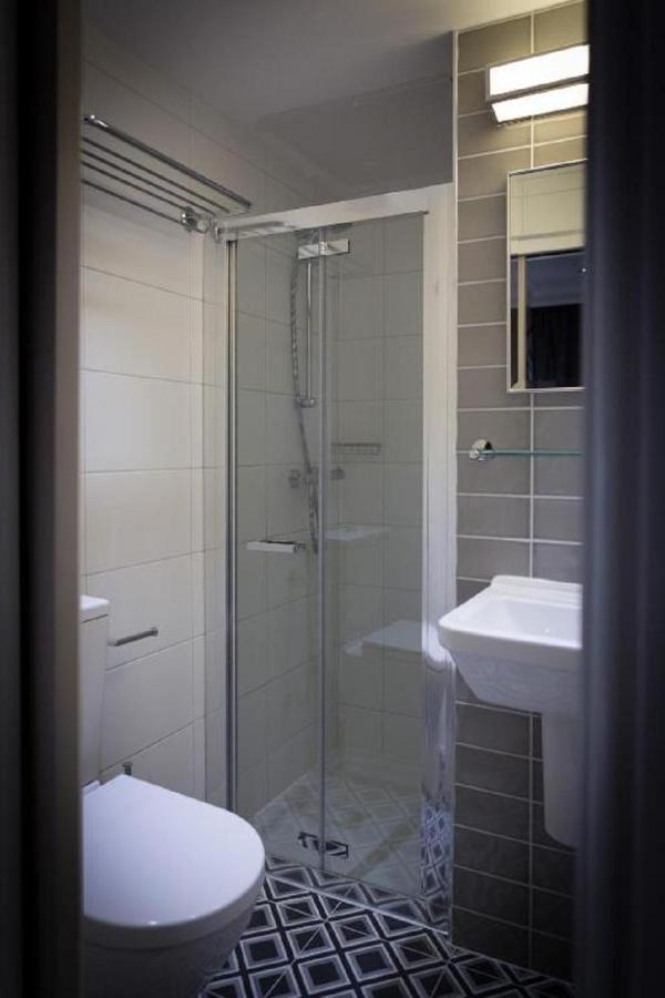 The Eaton Townhouse Hotel London Exterior photo